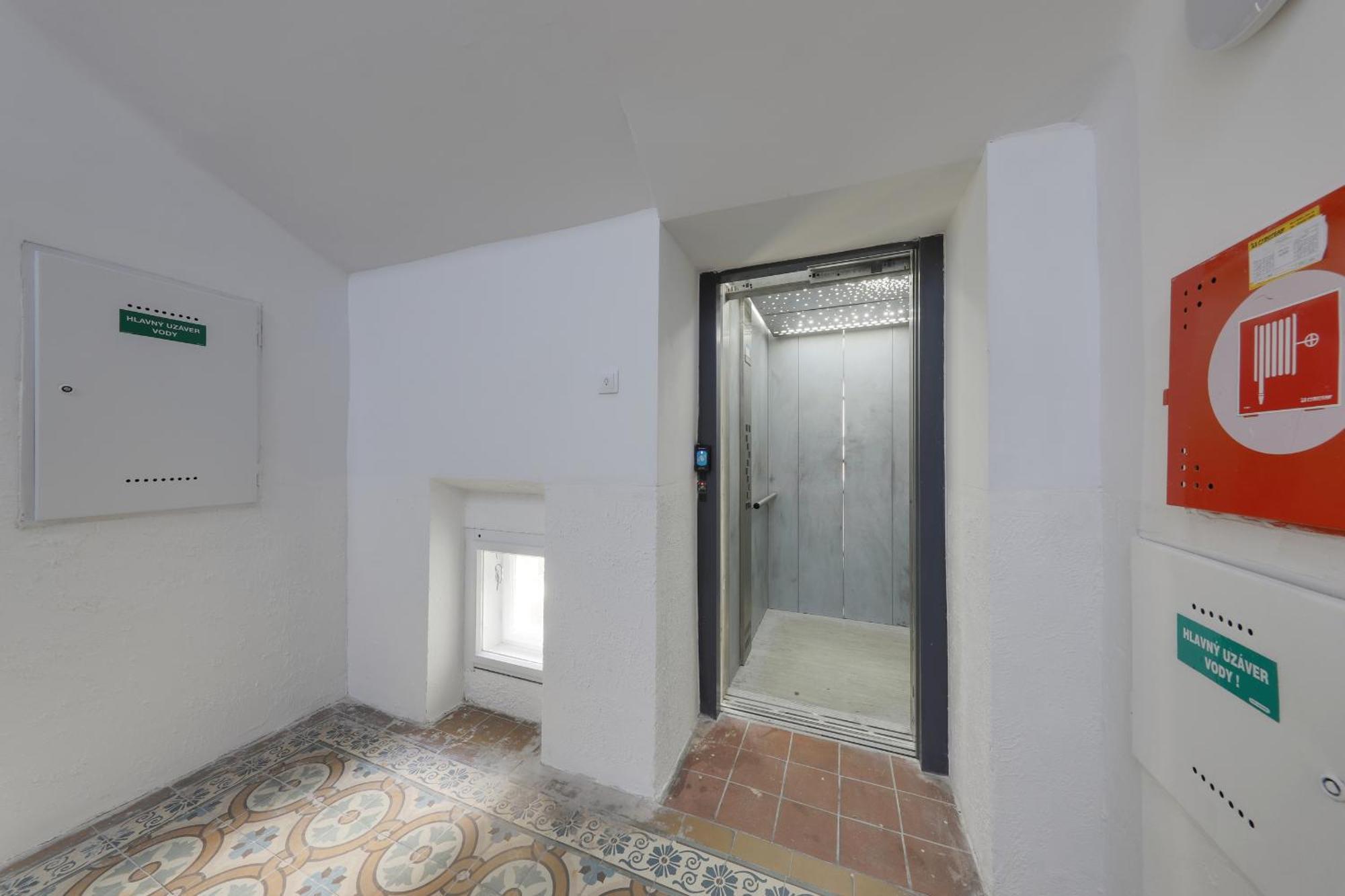 Aneri Apartment Old Town Bratislava Exterior foto